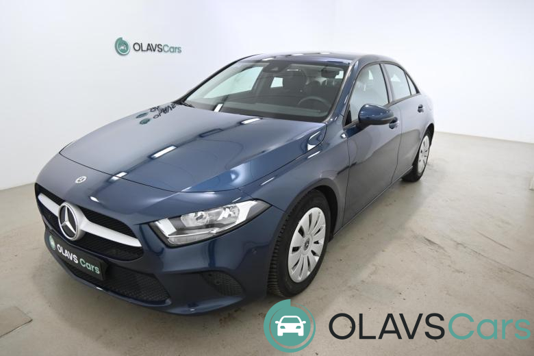 Mercedes A 160 d Widescreen Navi KeylessGo Klima PDC ...