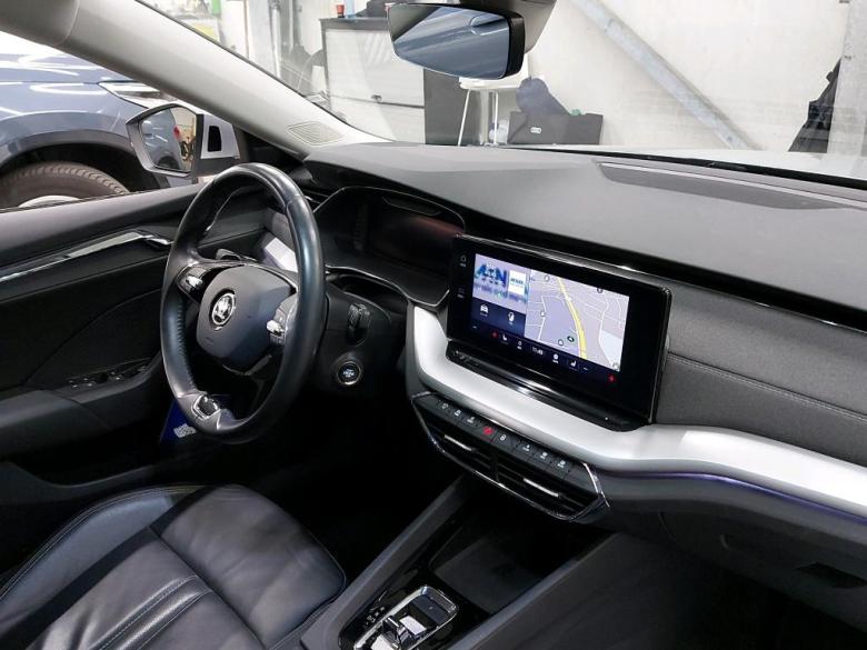 Skoda Octavia 1.0 e-TSI Style Aut. LED Virtual Sport-Leather Ambient CarPlay Navi KeylessGo Klima PDC ... #5