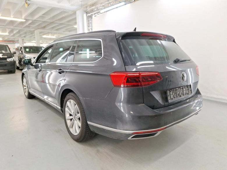 Volkswagen Passat GTE 1.4 PHEV Pano Aut. LED-Matrix Sport-Seats Navi CarPlay Klima PDC ... #4