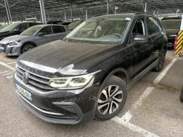 Volkswagen Tiguan 2.0 TDI 150Hp Aut. LED-Matrix Virtual CarPlay Navi Camera Klima PDC ...