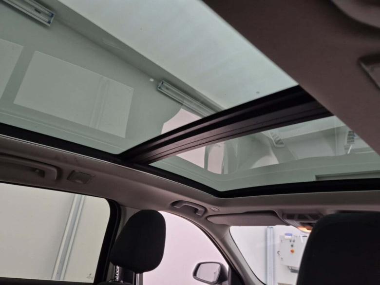 BMW X1 sDrive16d Pano LED Navi Camera Klima PDC ... #5