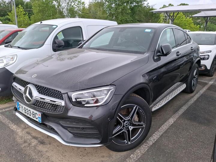 Mercedes GLC 300 e 4Matic Coupe AMG Aut. CarPlay Navi Sport-Leather-Alcantara Camera KeylessGo Klima PDC ... #1