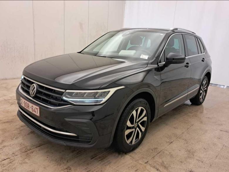 Volkswagen Tiguan 1.5 TSI Active Pano Virtual Aut. LED CarPlay Navi Klima PDC ... #1